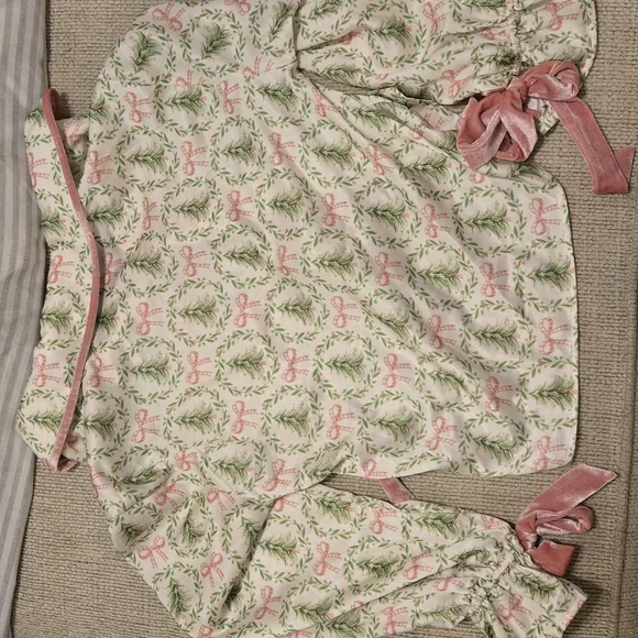 Pink and Green Holiday Print Shorts - Picture 5 of 6